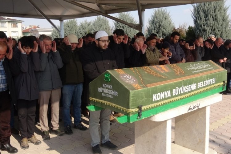 Konya'da b&ouml;cek ilacından zehirlenen &ccedil;ocuk toprağa verildi