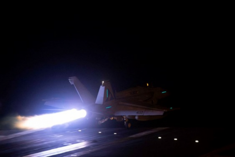 Yemen'de 36 hedef bombalandı!