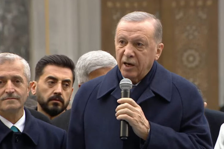 Cumhurbaşkanı Erdoğan Gaziantep'te cami a&ccedil;ılışı yaptı