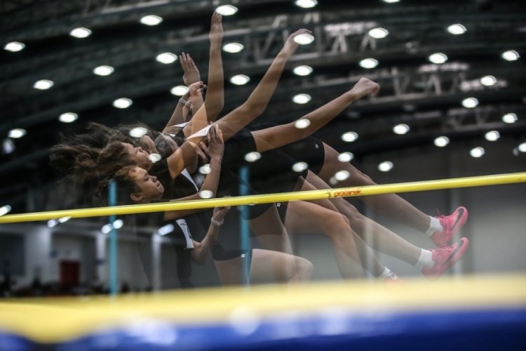 Bursa'da Turkcell T&uuml;rkiye 16 Yaş Altı Salon Atletizm Şampiyonası yapıldı