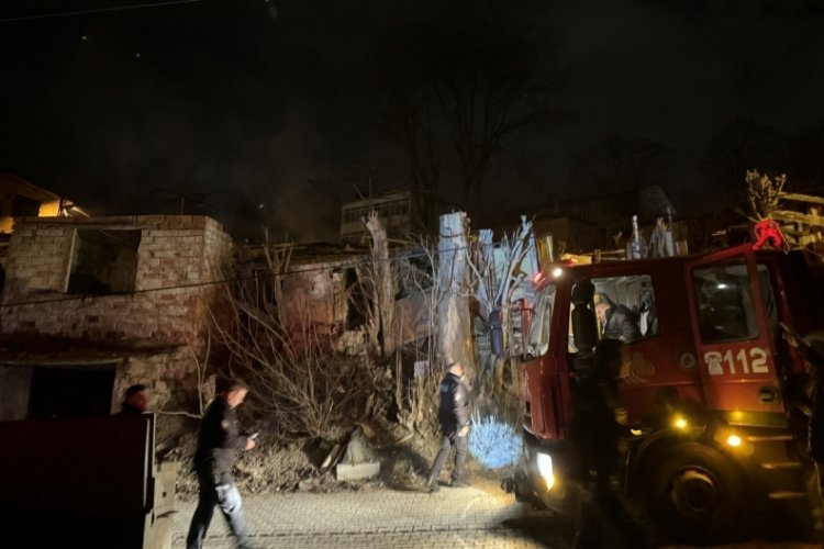 Edirne'de bir evde &ccedil;ıkan yangın s&ouml;nd&uuml;r&uuml;ld&uuml;