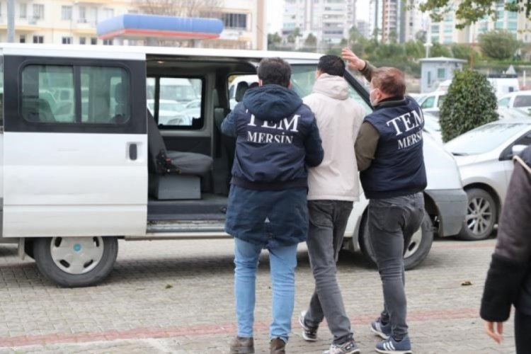 Mersin'de DEAŞ'ın h&uuml;cre evi yapılanmasına kalkışan 2 ş&uuml;pheli tutuklandı