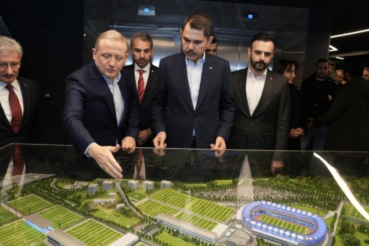 AK Parti İBB Başkan Adayı Murat Kurum, futbol turnuvaları ile ilgili projesini a&ccedil;ıkladı