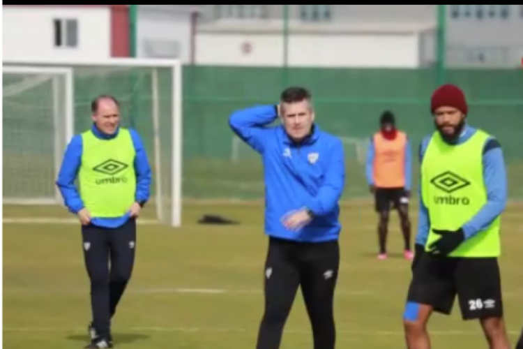Bandırmaspor, Galatasaray ma&ccedil;ı hazırlıklarını s&uuml;rd&uuml;rd&uuml;