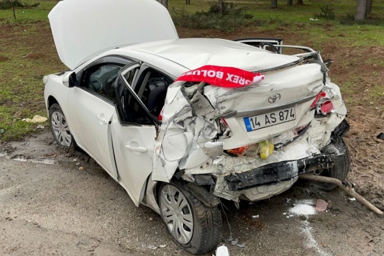 Bolu'da ezilen otomobilden ağır yaralı &ccedil;ıkarılmıştı! Hayatını kaybetti