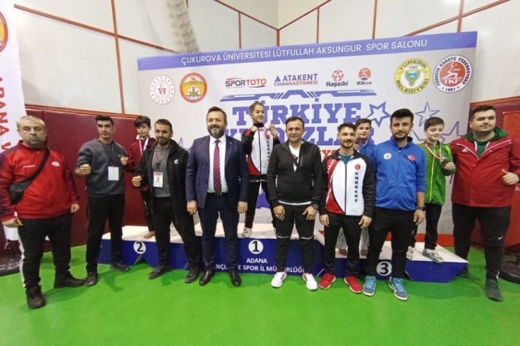 Zeynel Abidin Beyazg&uuml;l şampiyonları tebrik etti
