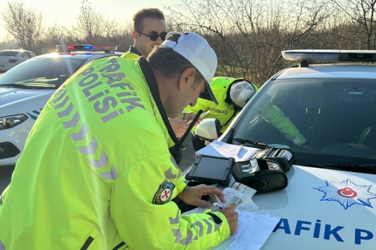 D&uuml;zce'de 131 ara&ccedil; trafikten men edildi