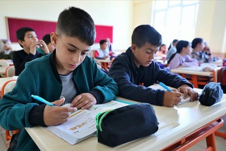 Kahramanmaraş'ta depremin yıl dönümü nedeniyle eğitime ara verildi 