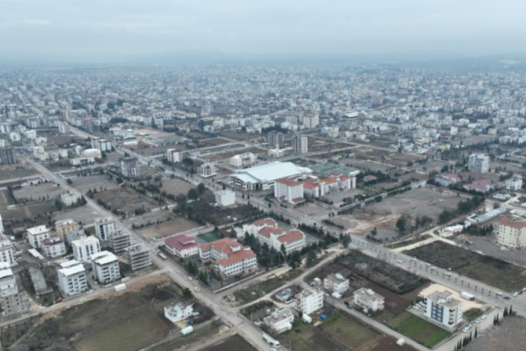 Adıyaman'da konteyner kent havadan g&ouml;r&uuml;nt&uuml;lendi