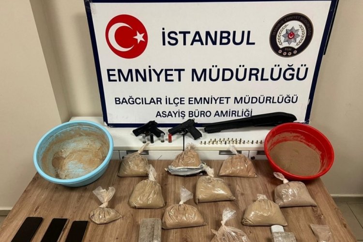 İstanbul'da uyuşturucu operasyonu: 9 kilo 908 gram eroin ele ge&ccedil;irildi