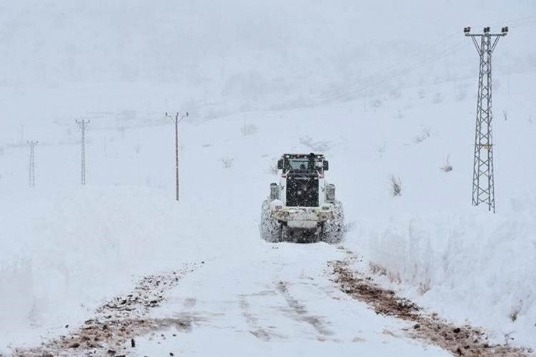 Erzurum, Ardahan ve Kars'ta 909 yerleşim yerine ulaşılamıyor!