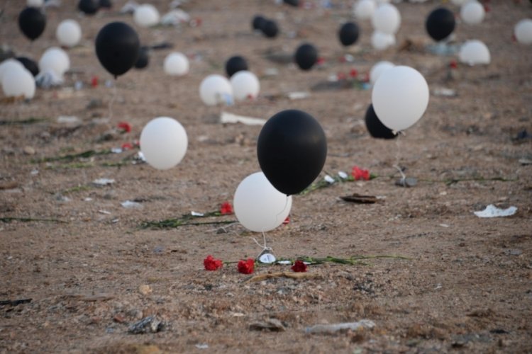 Adıyaman'da depremde yaşamını yitirenler 'Saat kulesi' &ouml;n&uuml;nde anıldı