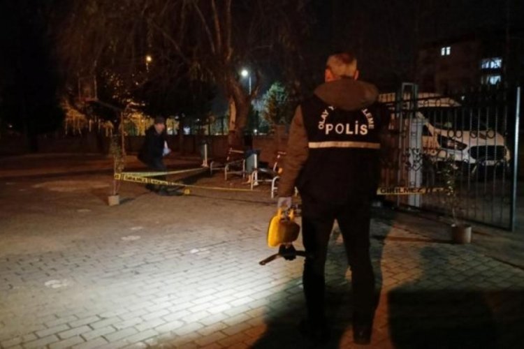 Kocaeli'nde okulda bı&ccedil;aklı saldırıya uğrayan veli yaşamını yitirdi