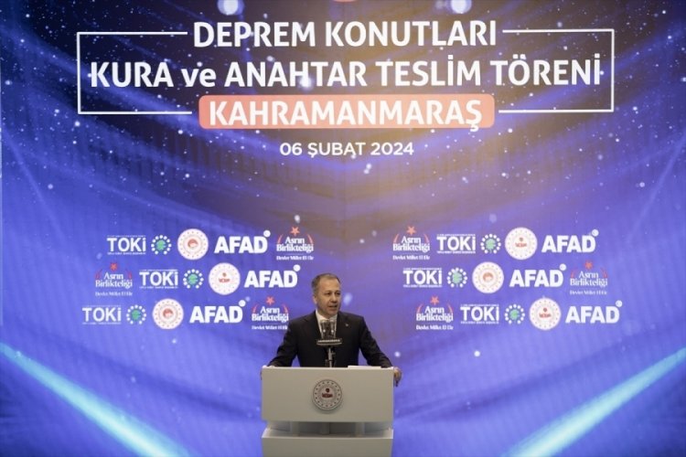 Bakan Yerlikaya: Deprem b&ouml;lgesinde gece g&uuml;nd&uuml;z &ccedil;alışmaya devam edeceğiz