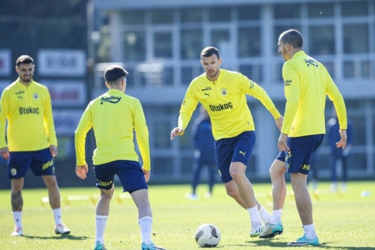 Fenerbah&ccedil;e, Gaziantep FK ma&ccedil;ı hazırlıklarını tamamladı