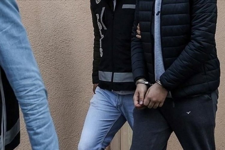Sosyal medya dolandırıcılığına 16 g&ouml;zaltı
