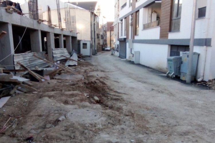 Bursa'da g&uuml;venlik &ouml;nlemi alınmayan inşaat korku salıyor