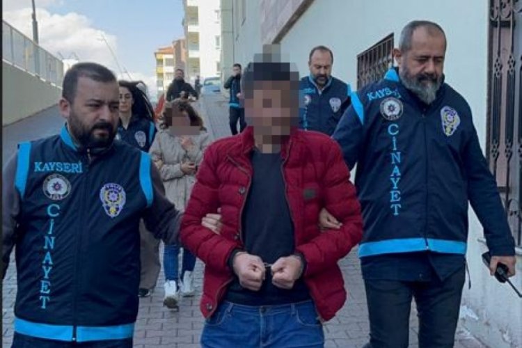 Kayseri'de sokakta tartıştığı kişiyi &ouml;ld&uuml;rd&uuml;! 2 kişi g&ouml;zaltına alındı