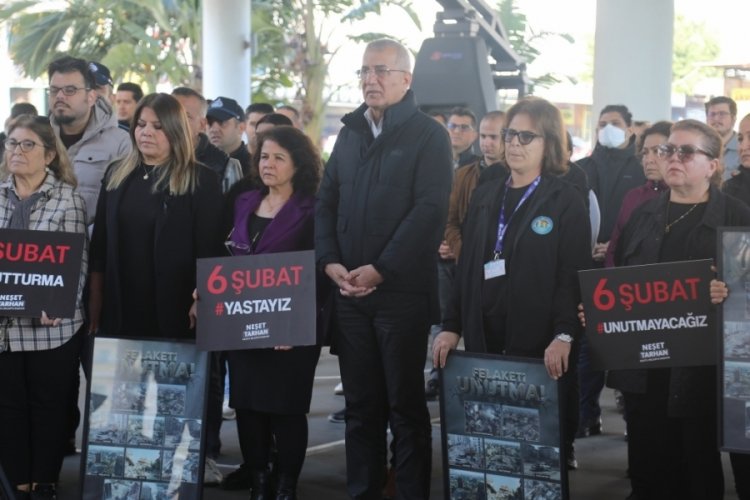 Mersin'de 6 Şubat depremlerinde hayatını kaybedenler anıldı