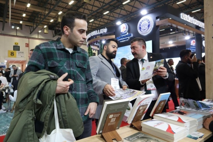 D&uuml;zce fuarda tanıtıldı
