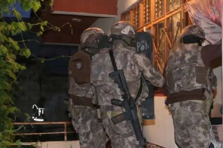 Diyarbakır'da siber su&ccedil;lardan 19 tutuklama