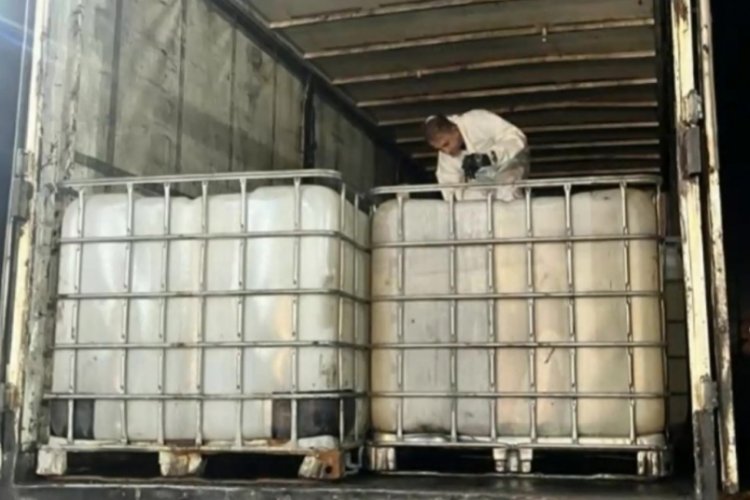 101 bin 562 litre ka&ccedil;ak akaryakıt ele ge&ccedil;irildi