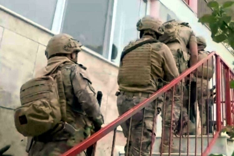 İzmir merkezli 9 ilde FET&Ouml; operasyonu