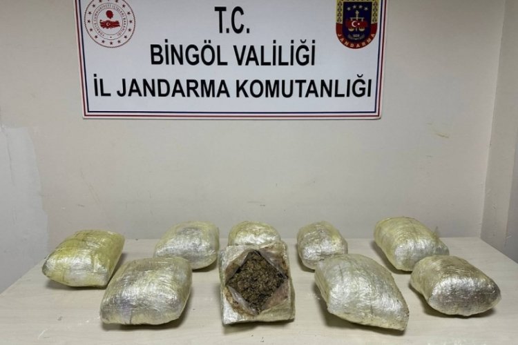 Bing&ouml;l'de odunların i&ccedil;ine gizlenmiş uyuşturucu ele ge&ccedil;irildi