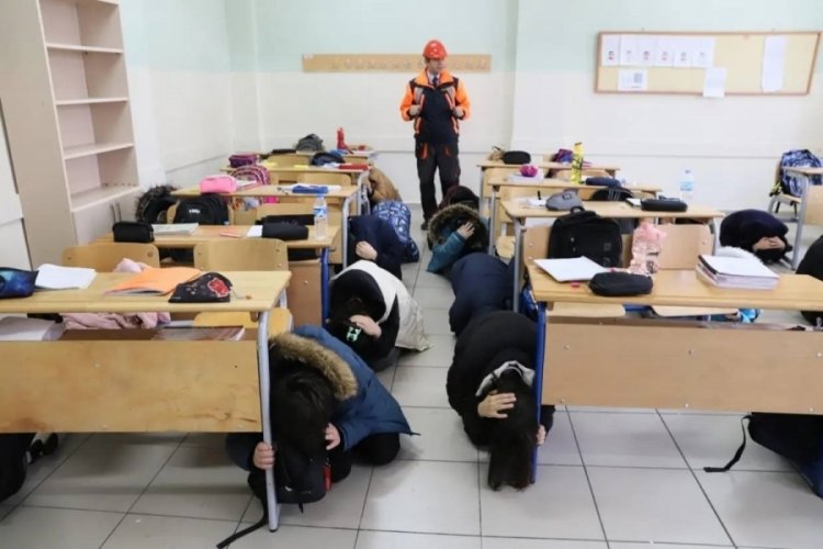 Bayburt'ta deprem farkındalık eğitimleri verildi