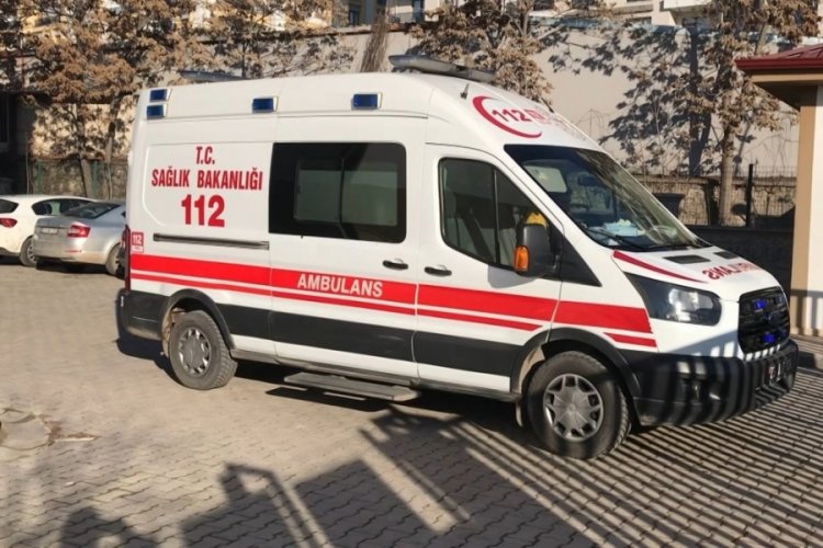 Lisede 'kız meselesinden' &ccedil;ıkan kavgada 1 &ouml;ğrenci bı&ccedil;aklandı