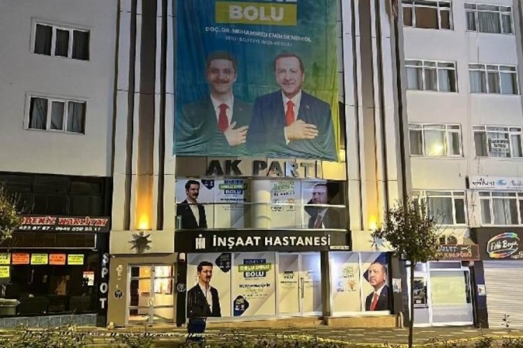 AK Parti Bolu İl Başkanlığı binasında ş&uuml;pheli paket paniği!