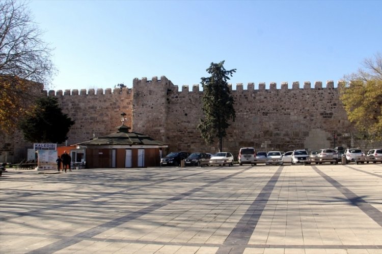 Sinop Kalesi'ndeki &ccedil;alışmaların &ouml;nemli b&ouml;l&uuml;m&uuml; tamamlandı