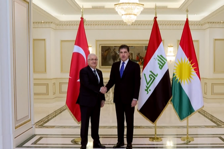 Bakan G&uuml;ler, IKBY Başkanı Barzani ile g&ouml;r&uuml;şt&uuml;