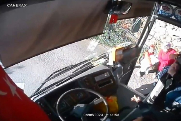 6 kişinin hayatını kaybettiği, 37 kişinin yaralandığı kazanın g&ouml;r&uuml;nt&uuml;leri ortaya &ccedil;ıktı