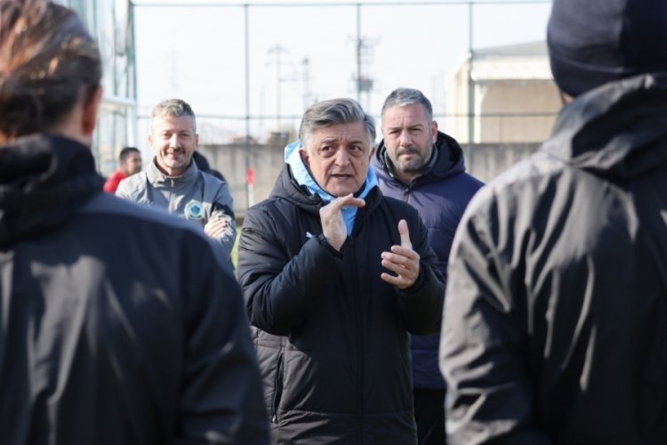 Menemen FK, i&ccedil; sahada kayıp