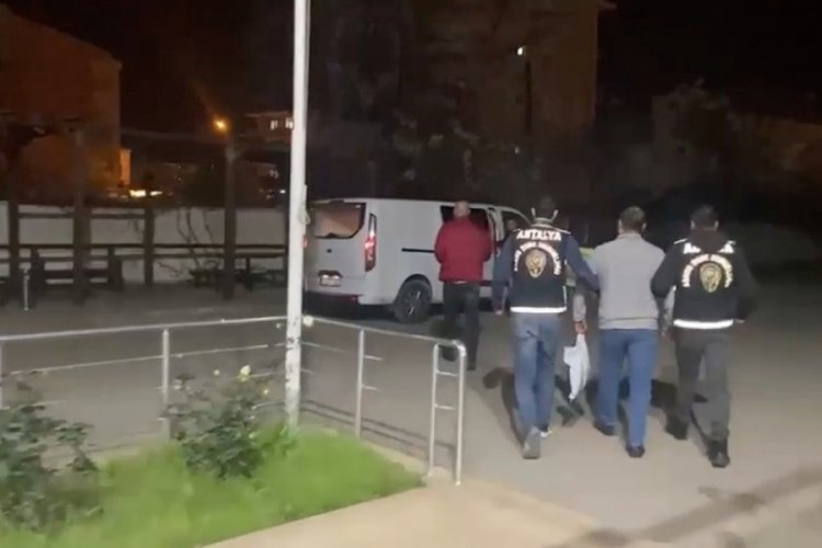 Antalya'da 103'&uuml; hapis cezasıyla aranan 220 kişi yakalandı