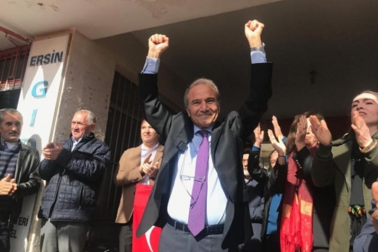 CHP'li belediye başkanı yeniden aday g&ouml;sterilmeyince partiden istifa etti