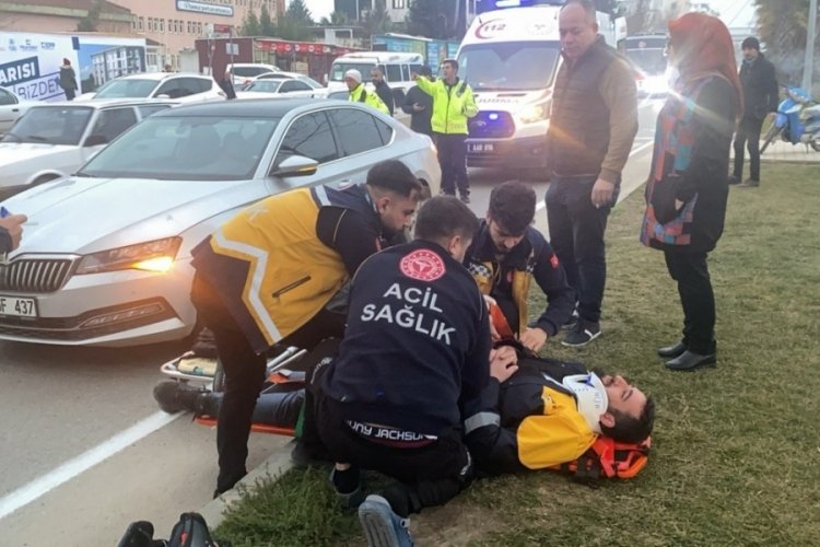 Adıyaman'da motosiklet ile otomobil &ccedil;arpıştı: 1 yaralı