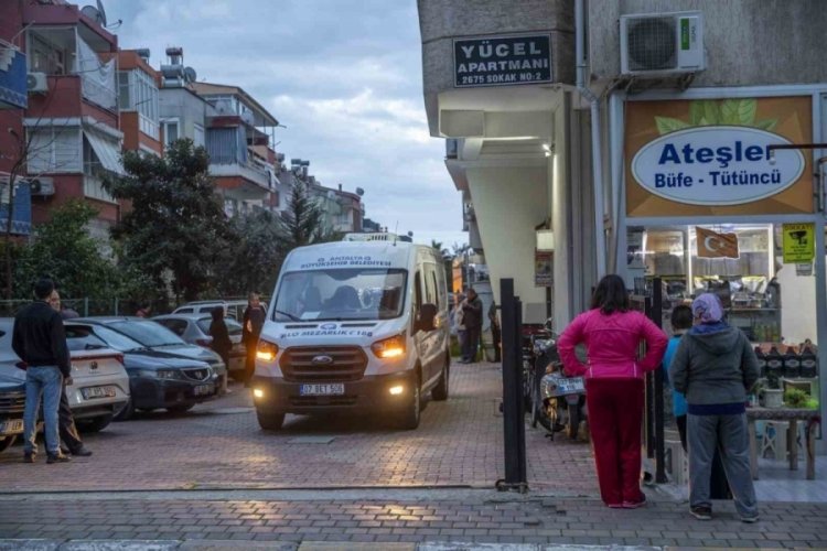 Antalya'da dinlenmek i&ccedil;in ge&ccedil;tiği odasında ailesi tarafından cansız bedeni bulundu