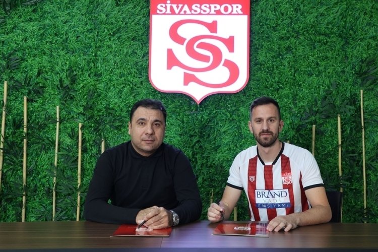 Sivasspor, Mijo Caktas'ı transfer etti