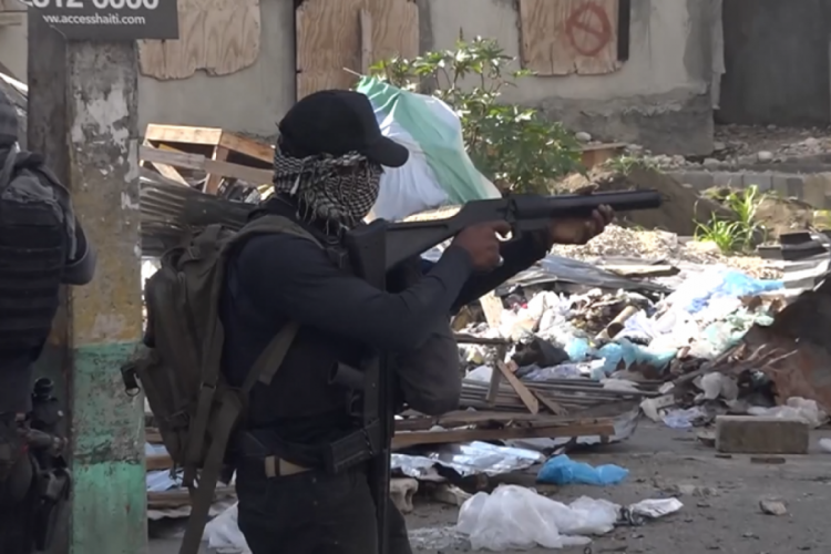 Haiti'de h&uuml;k&uuml;met karşıtı protestolarda 6 kişi yaşamını yitirdi