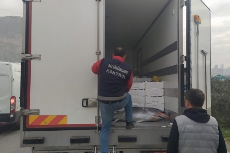 Aydın'da yasaklı su &uuml;r&uuml;nleri denetlendi!