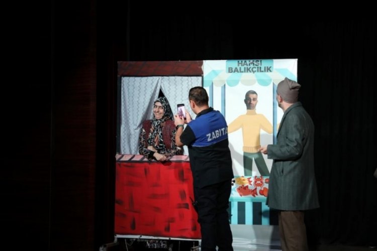 "Zapta Ge&ccedil;sin Zabıta" İneg&ouml;ll&uuml; sanatseverlerle buluştu