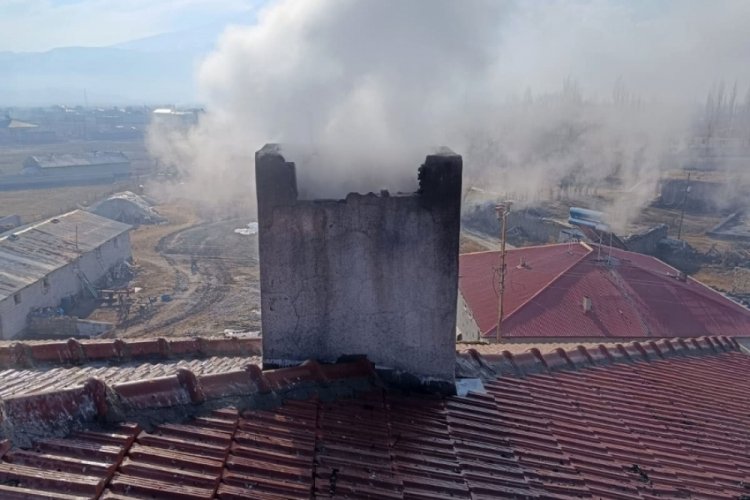 Iğdır'da okulda yangın paniği