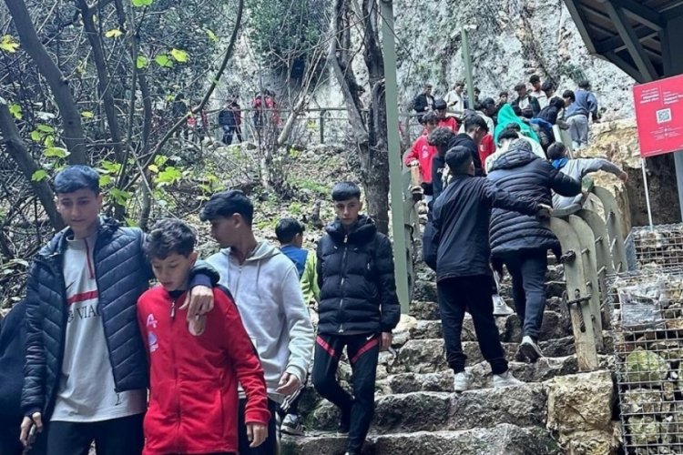 Sultangazi Belediyesi amat&ouml;r spor kul&uuml;b&uuml; sporcuları Mersin Gelişim Kampı'nda