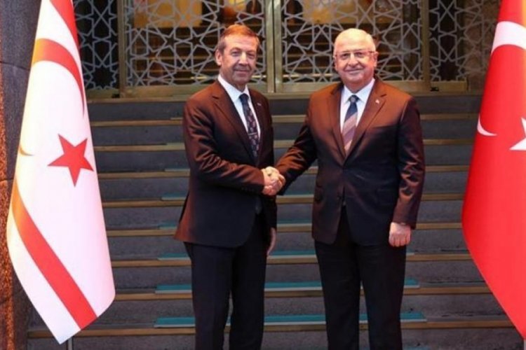 Bakan G&uuml;ler ile Ertuğruloğlu bir araya geldi