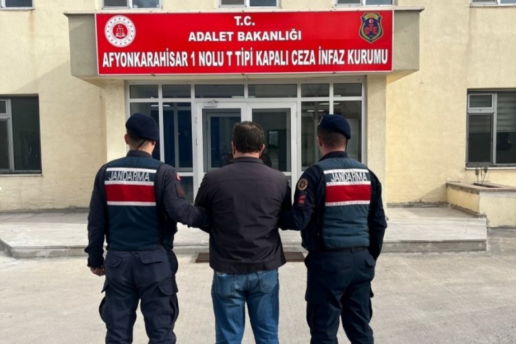 Afyonkarahisar'da aranan 2 şahıs jandarma tarafından yakalandı