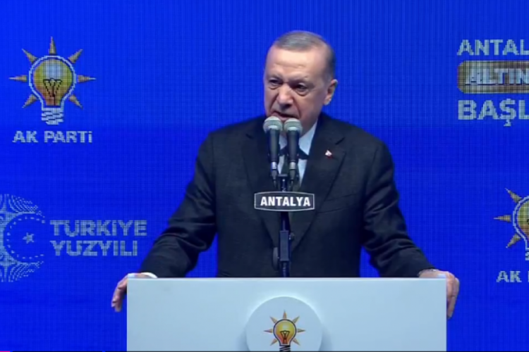 Cumhurbaşkanı Erdoğan: Şehirlerimiz &ccedil;eyrek asır boyunca altın devirlerini yaşadı