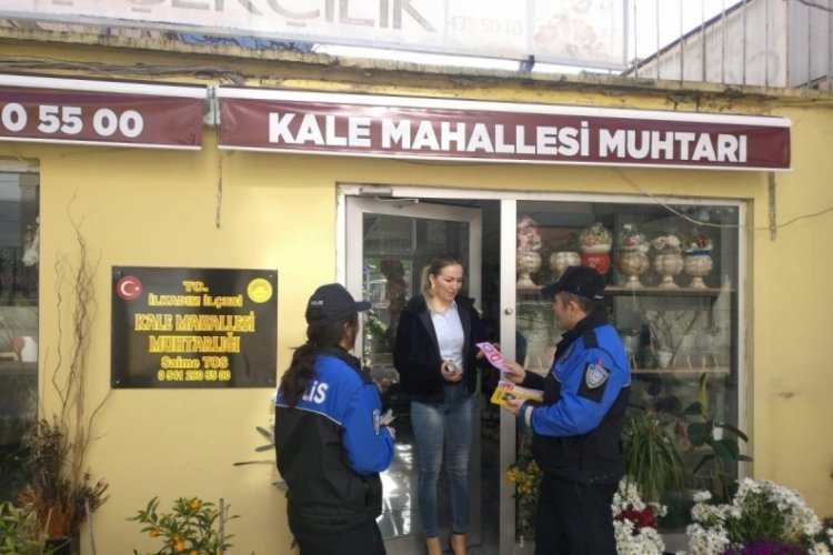 Samsun polisi vatandaşları bilgilendirdi