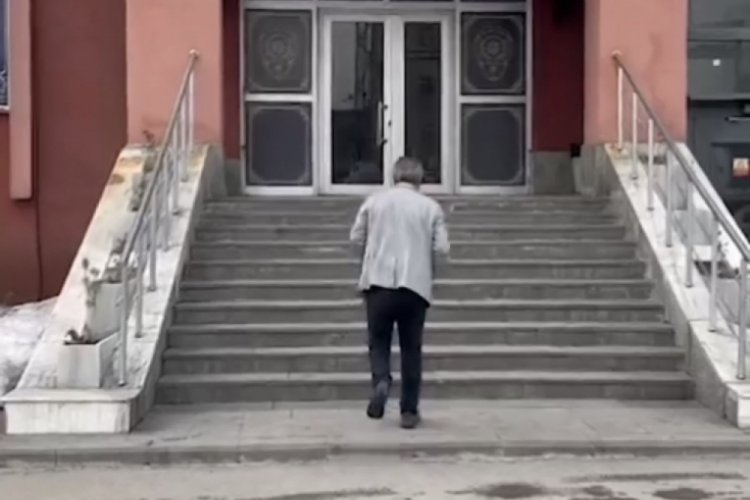 Hakkari'de dolandırılmaktan polisler kurtardı